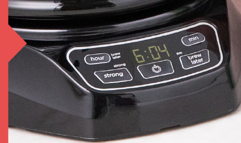 QUICKTOUCH™ programming lets you set the digital clock and program the 24‑hour auto brew feature so you can brew coffee now or later.